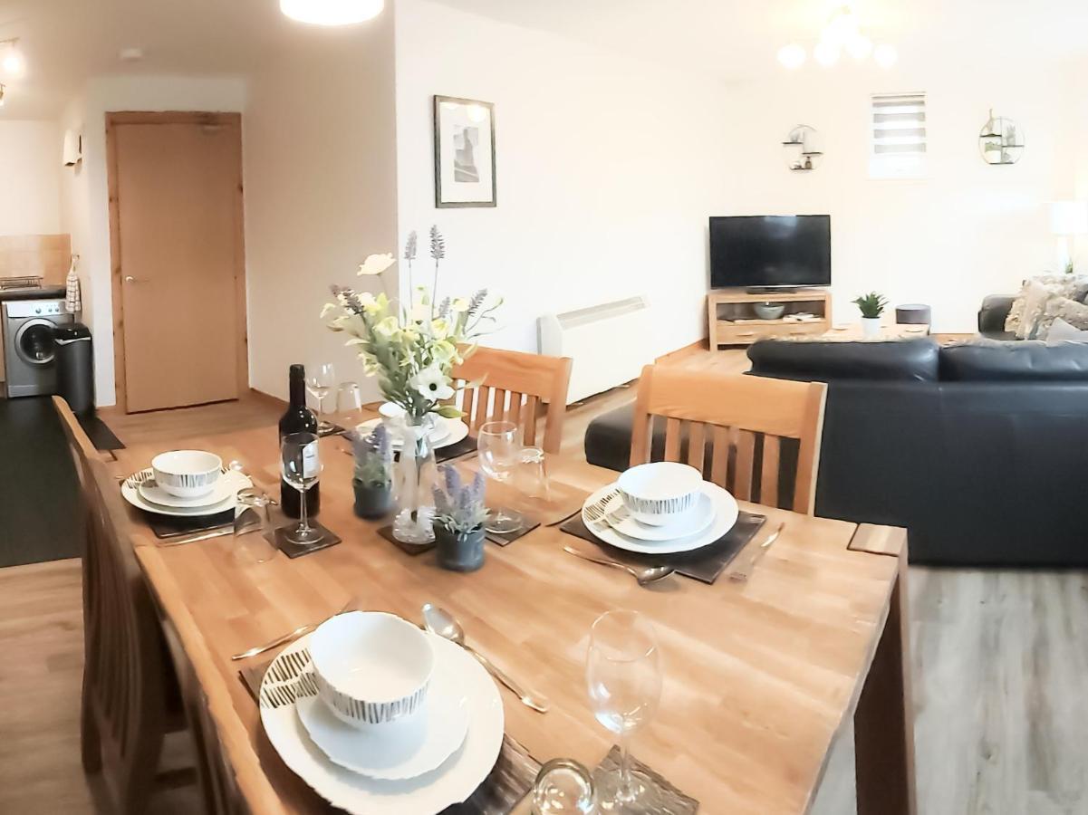 Inverness City Centre Apartment With Elevator And Google Chromecast Exterior foto